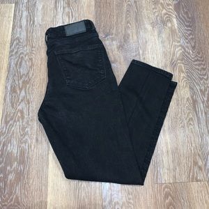 The Stevie High-Waisted Tapered Jean in Black